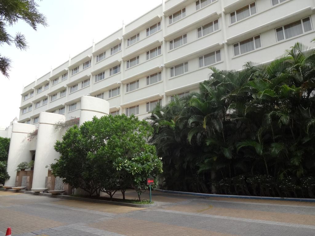 Ellaa Hotel Gachibowli Hyderabad Exterior foto