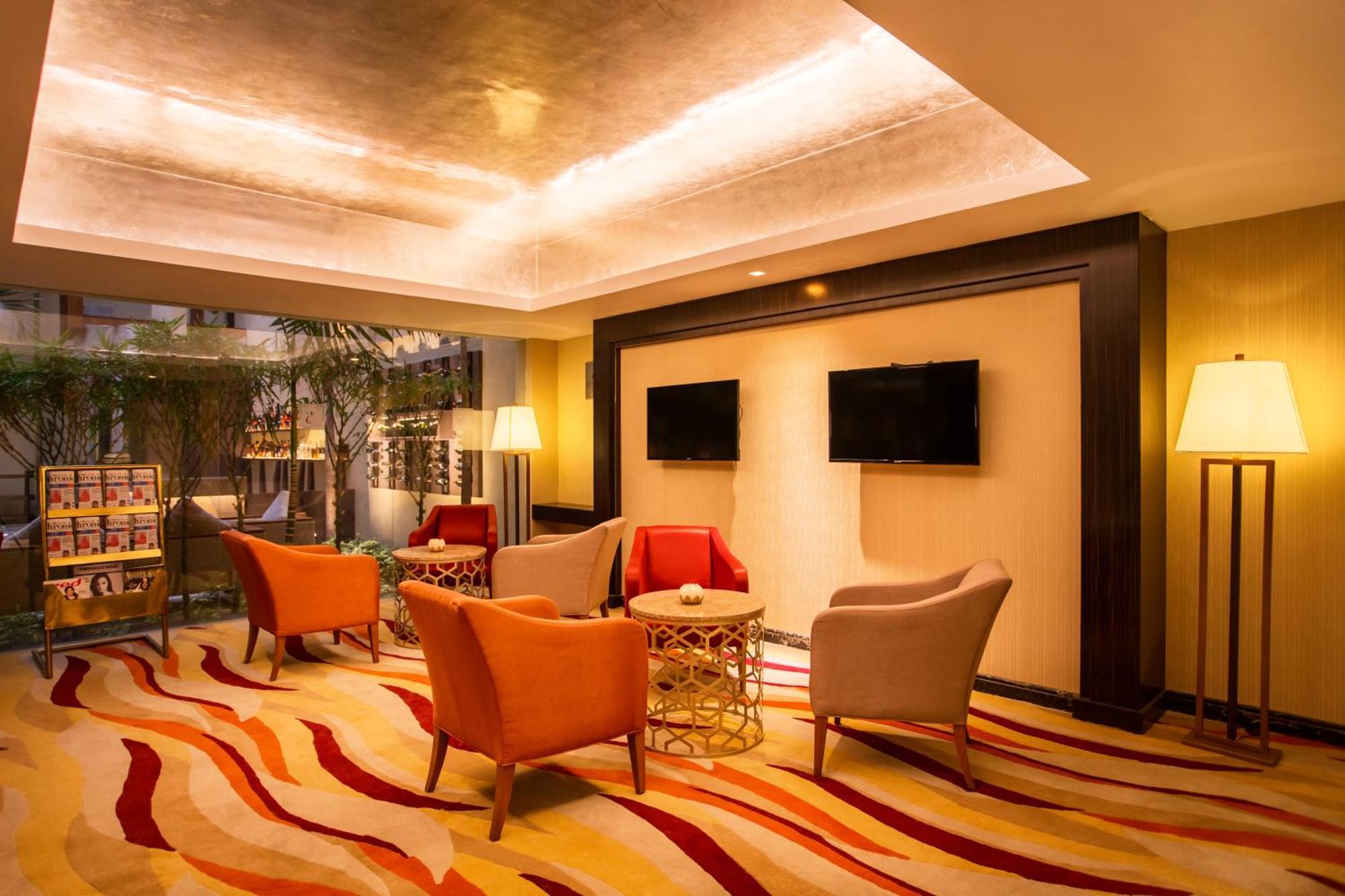 Ellaa Hotel Gachibowli Hyderabad Exterior foto