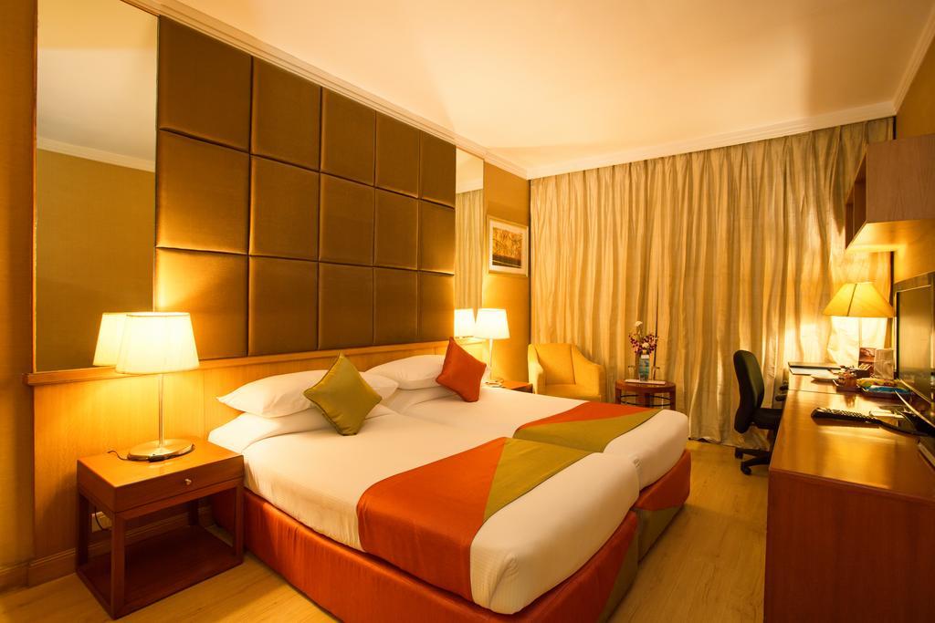 Ellaa Hotel Gachibowli Hyderabad Exterior foto