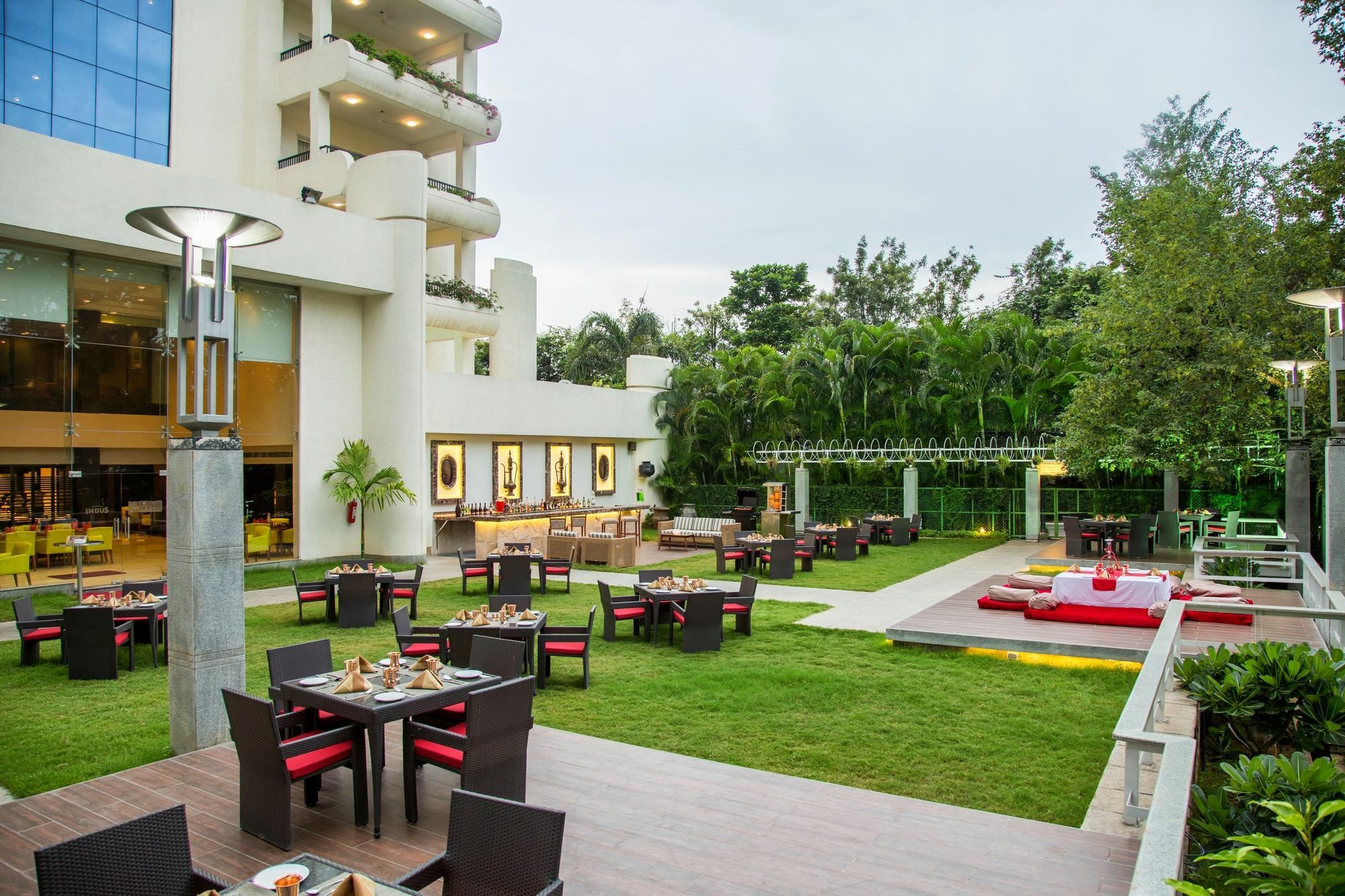 Ellaa Hotel Gachibowli Hyderabad Exterior foto