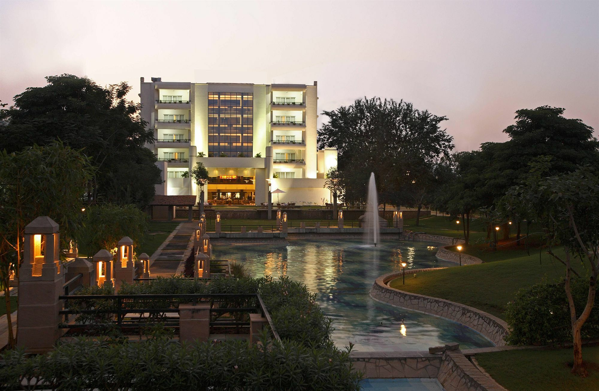 Ellaa Hotel Gachibowli Hyderabad Exterior foto
